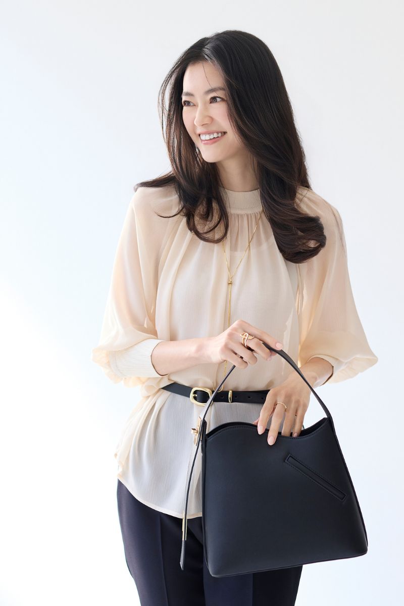 �G�A���[�M���U�[�u���E�X